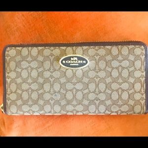 Coach Accordion Wallet